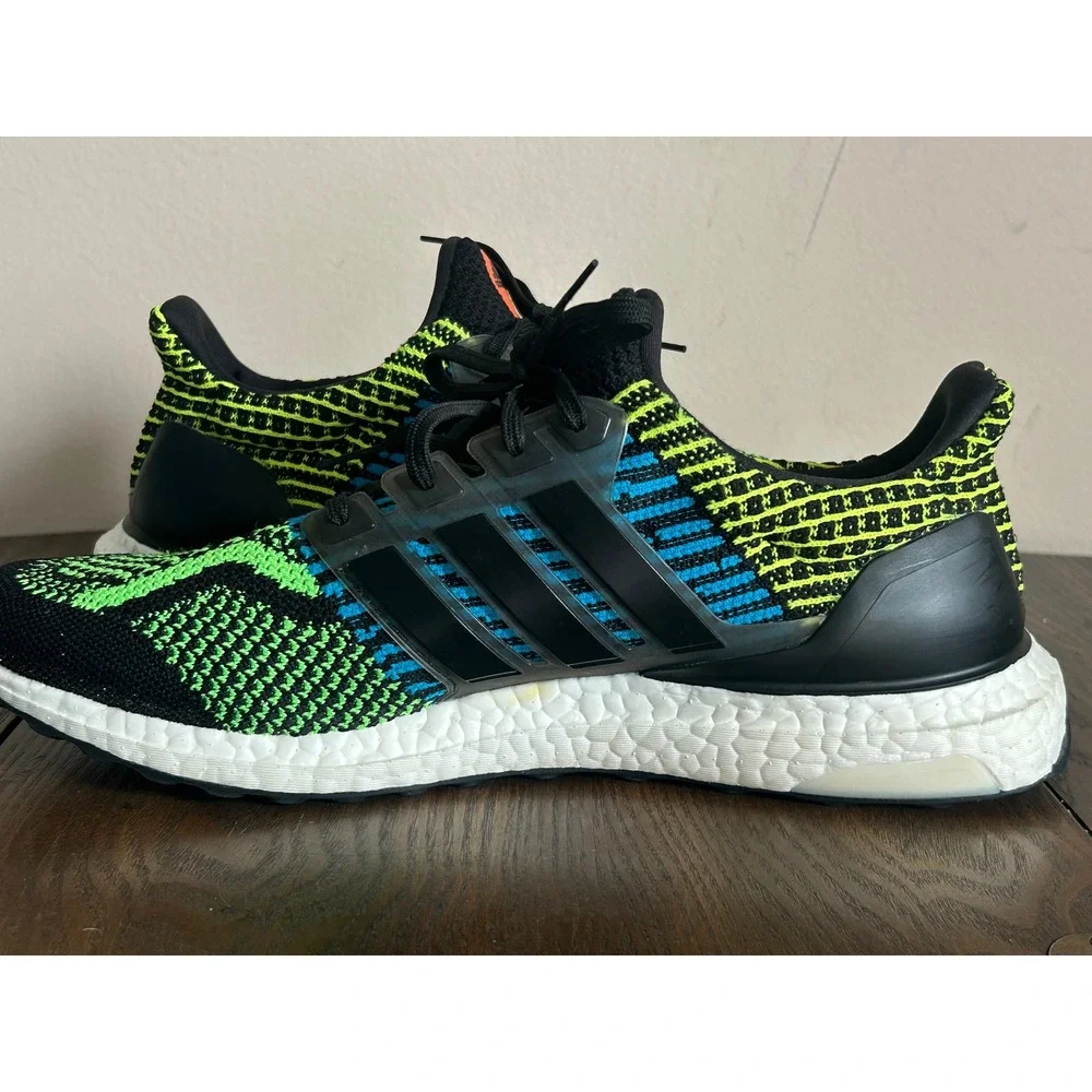 Adidas Ultra Boost 5.0 DNA GX4103 Men's‎ Running Shoes Size 10.5
